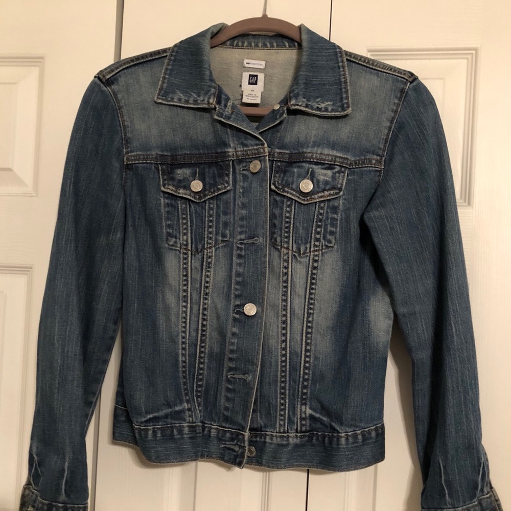 GAP denim jacket size XS
